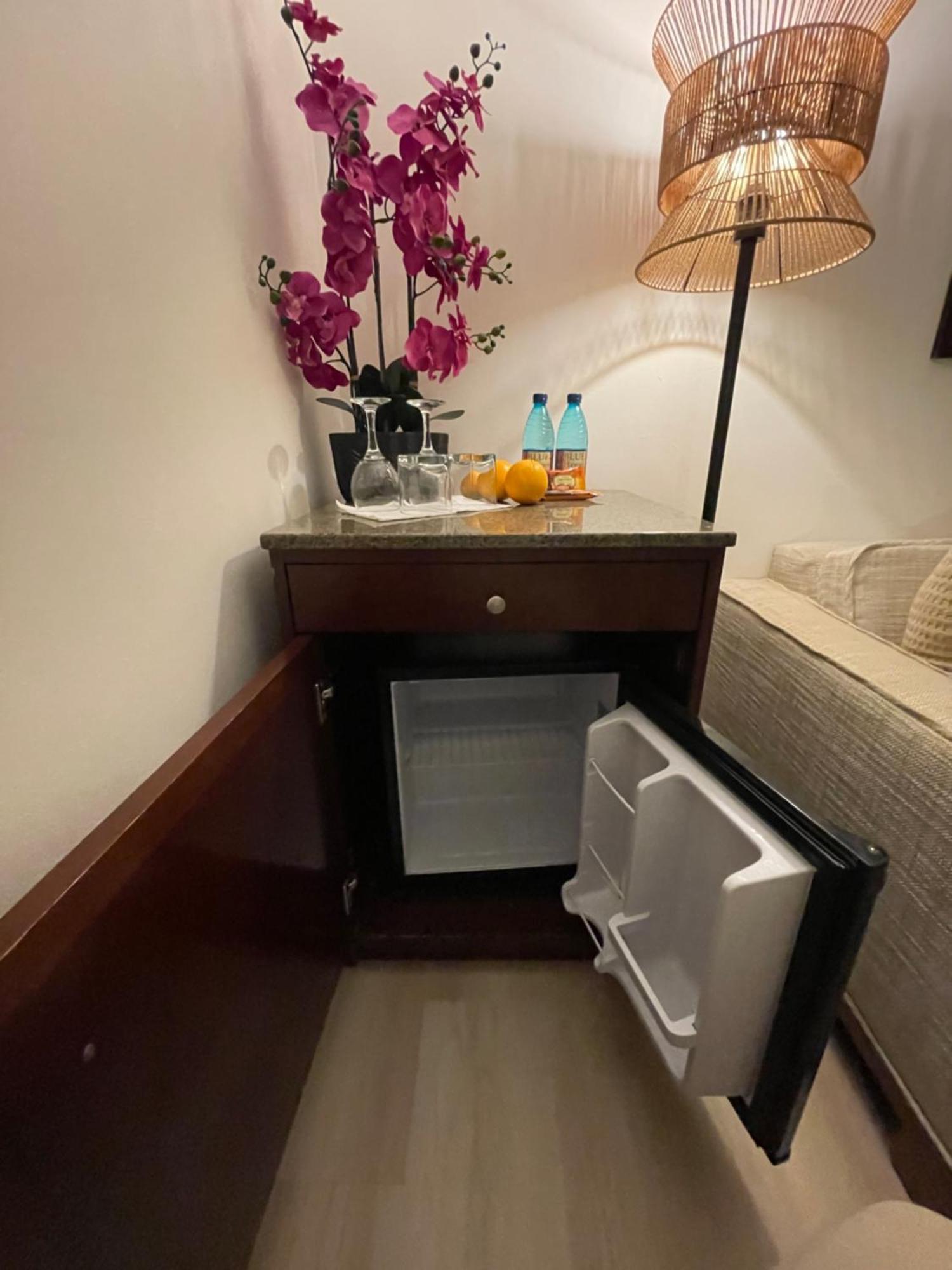 Doho Suites Honolulu Buitenkant foto